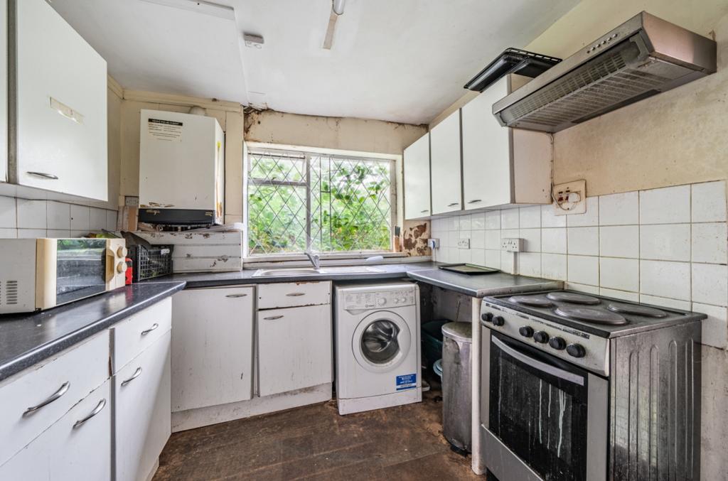 Radford Boulevard, Nottingham, Nottinghamshire, NG7 4 bed terraced