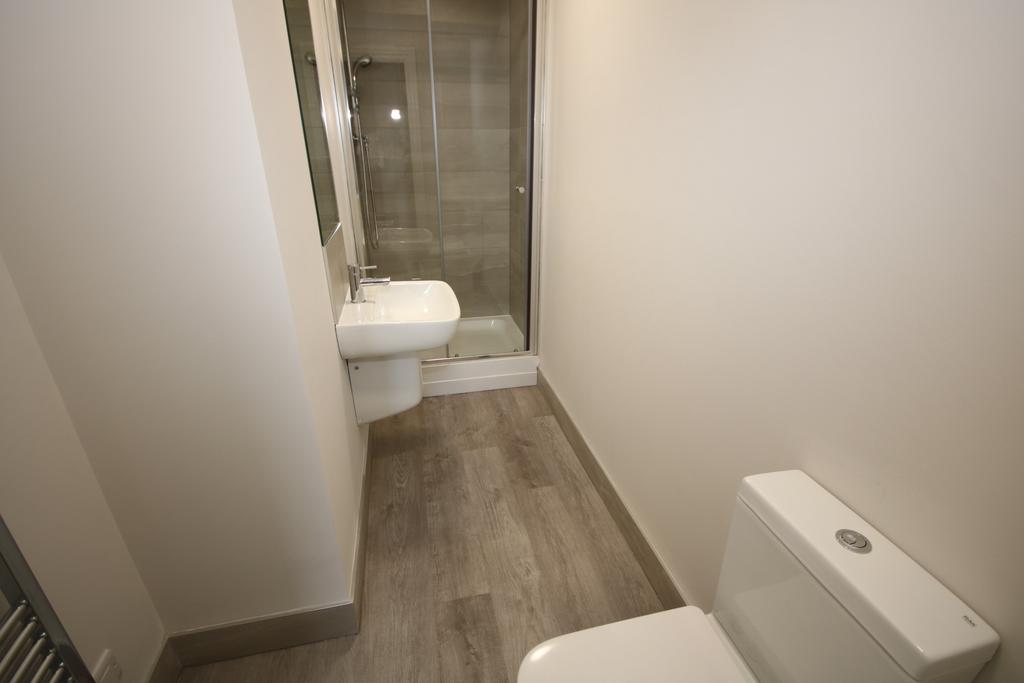 Ensuite 2