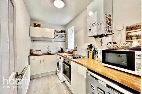 59 Bowmans Way, Dunstable, LU6 3LF