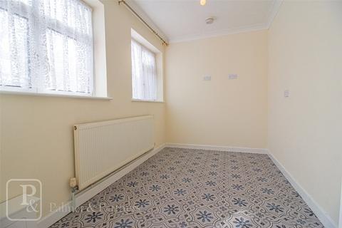 2 bedroom end of terrace house to rent, Catchpool Road, Colchester, Essex, CO1