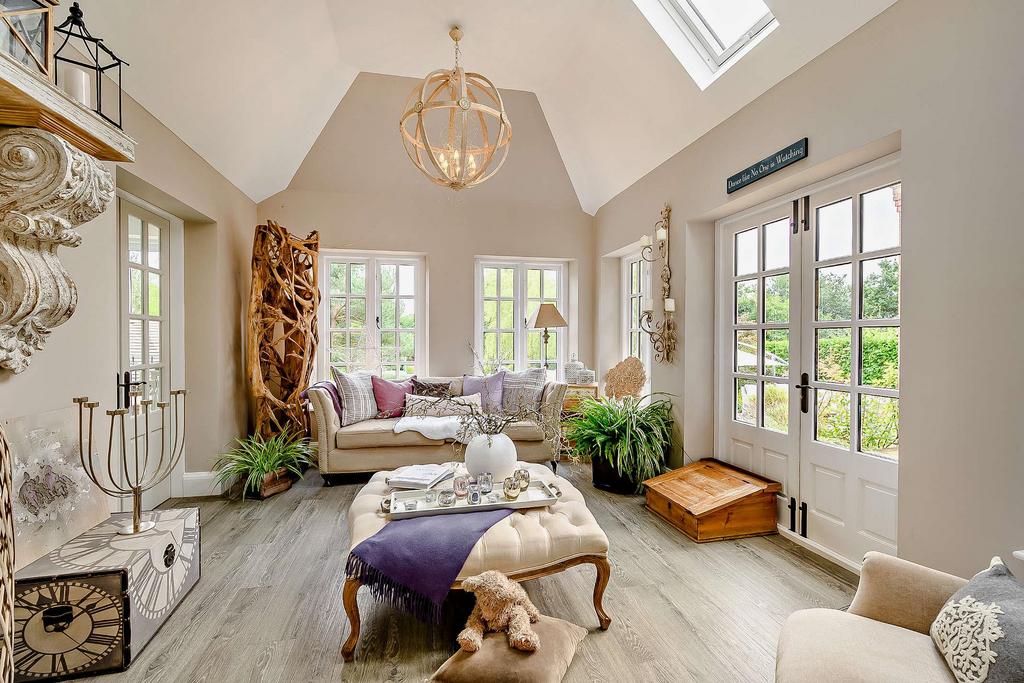 Lovelace Avenue, Solihull, West Midlands, B91 7 bed detached house for sale £2,450,000