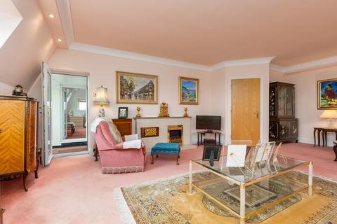 3 bedroom penthouse for sale, East Beach, Lytham, FY8