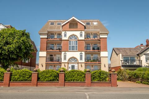 3 bedroom penthouse for sale, East Beach, Lytham, FY8