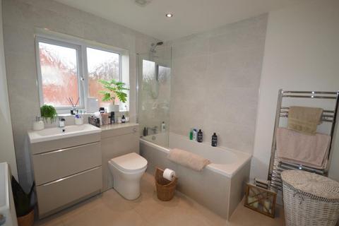 48 Abelia Way, Priorslee, Telford, TF2 9TJ