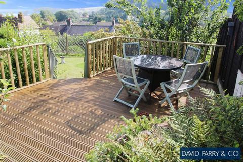 4 bedroom bungalow for sale - Garth Lane Knighton LD7 1HH