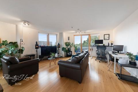 2 bedroom apartment for sale, Meath Crescent, London, E2