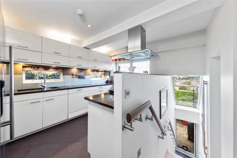 36 Mountside, Guildford, GU2 4JE