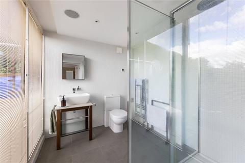36 Mountside, Guildford, GU2 4JE