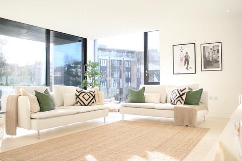 3 bedroom penthouse to rent - Latitude House, London NW1
