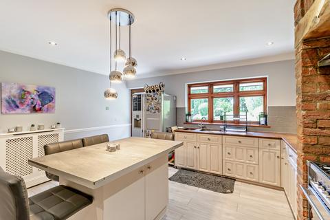 21 The Mount, Rickmansworth, WD3 4DW