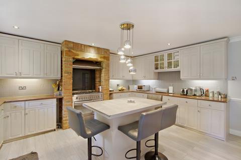 21 The Mount, Rickmansworth, WD3 4DW