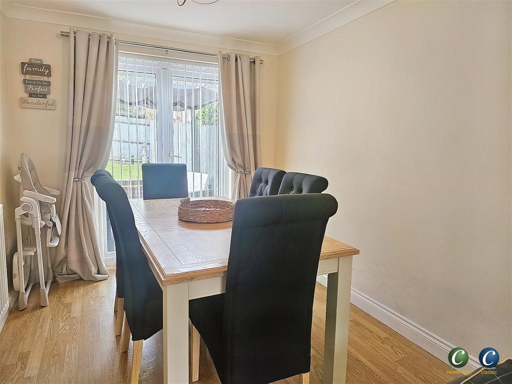 Burnthill Lane, Rugeley, WS15 2HW 4 bed detached house for sale £325,000