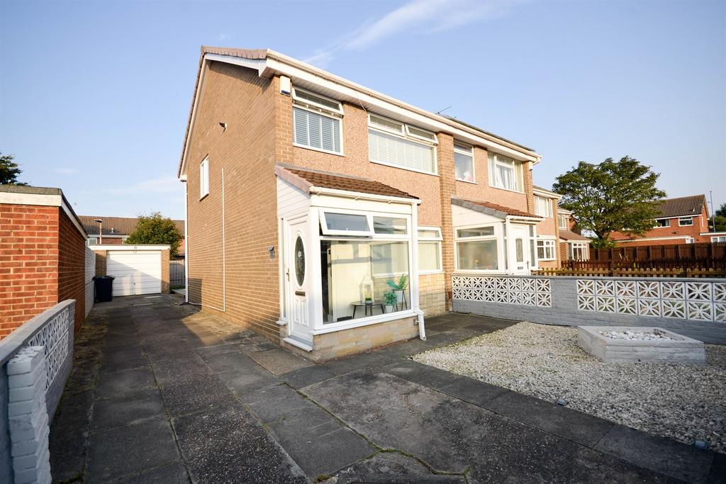 Cornforth Close, Wardley 3 bed end of terrace house £185,000