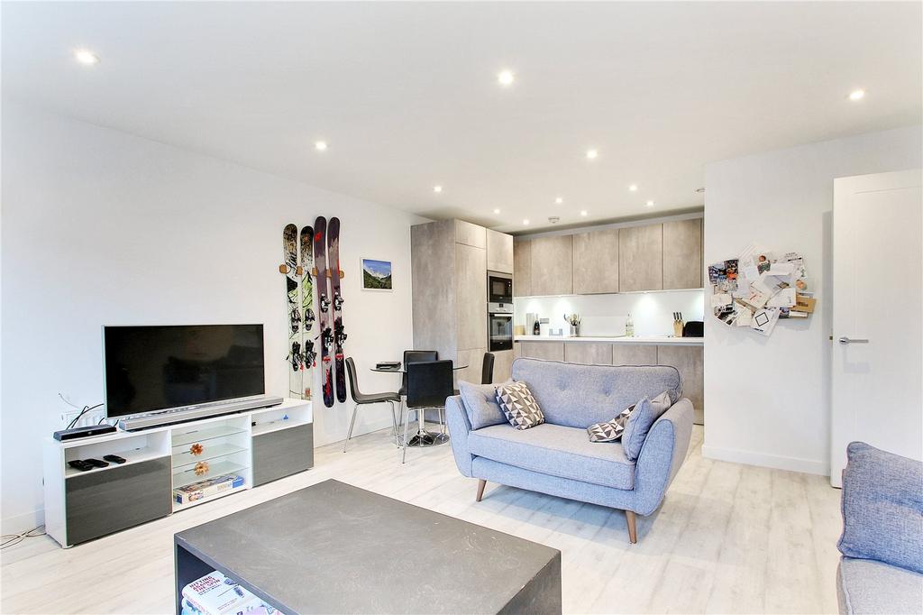 Jennings Court, Eden Road, Dunton Green, Kent 1 bed apartment for sale