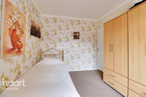16 Bedford Road, Laindon, Basildon, SS15 6PG