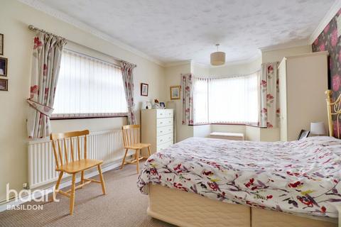 16 Bedford Road, Laindon, Basildon, SS15 6PG
