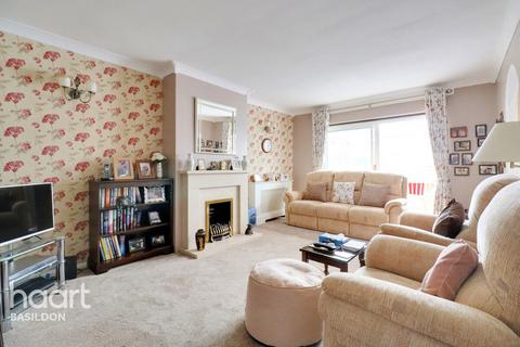 16 Bedford Road, Laindon, Basildon, SS15 6PG