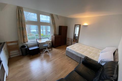 undefined, Lansdowne Road, Brighton, BN3