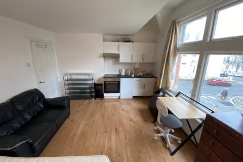 undefined, Lansdowne Road, Brighton, BN3