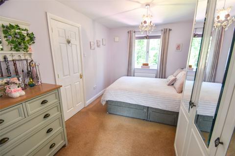 3 bedroom detached house for sale, Lincoln Close, Guildford GU12