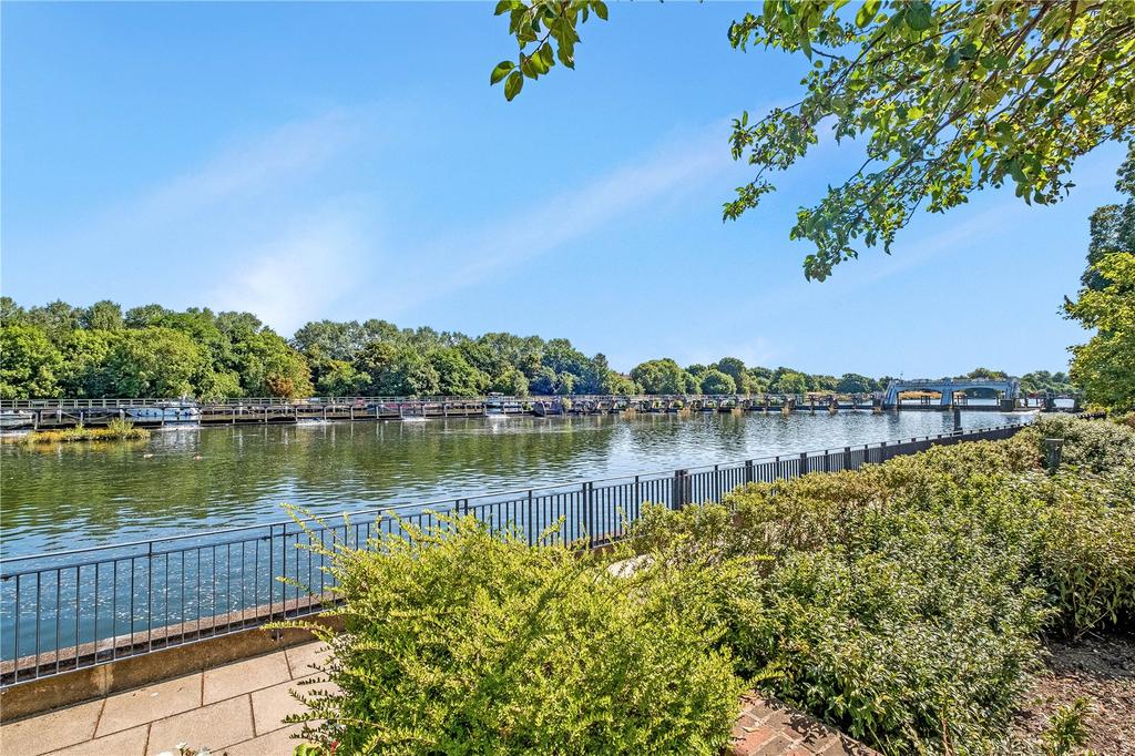 Riverside Views