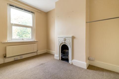 2 bedroom terraced house to rent, Ashcroft Road, Cirencester, Gloucestershire, GL7