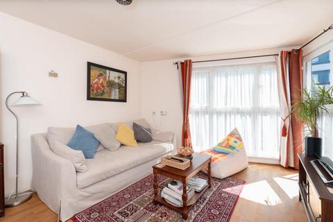 1 bedroom apartment for sale, Garrick Close, W5