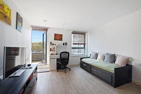 2 bedroom apartment for sale, High Road, Wembley, HA9