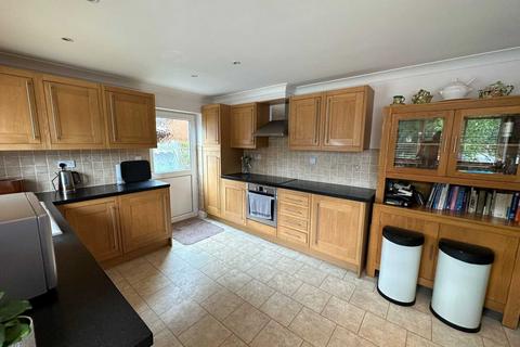 9 Asplands Close, Woburn Sands, Milton Keynes, MK17 8PD