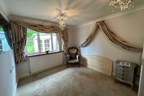 9 Asplands Close, Woburn Sands, Milton Keynes, MK17 8PD