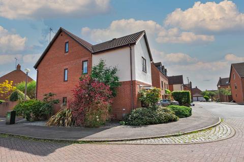 5 bedroom detached house for sale - Clare Croft, Milton Keynes MK10