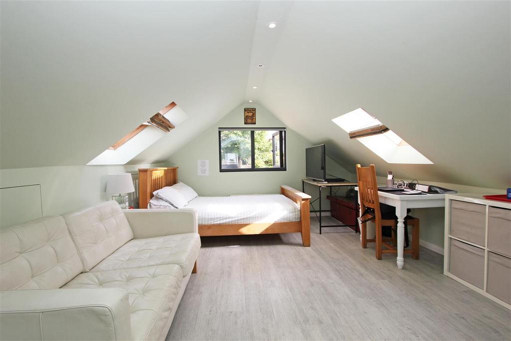 Bedroom 5 ( First