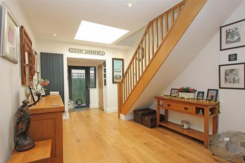7a Beechwood Road, South Croydon, CR2 0AE