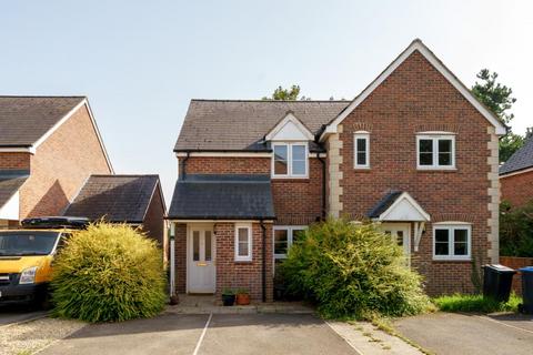 9 Arkell Gardens, Carterton, OX18 3DD
