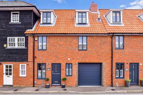 2 bedroom townhouse for sale, Bulwark Road, Deal, Kent