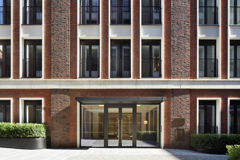 4 bedroom apartment for sale, Lancer Square, Kensington Church Street, Kensington, London W8 4LD