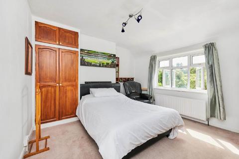 20 Rustic Avenue, London, SW16 6PD
