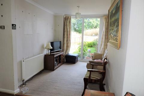 194 Knollmead, Surbiton, KT5 9QW