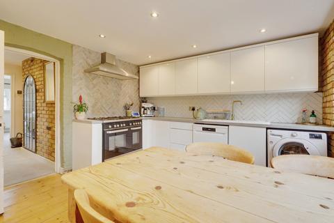 26 Bramble Road, Benfleet, SS7 2UN