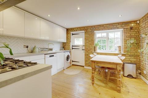 26 Bramble Road, Benfleet, SS7 2UN