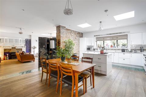 4 bedroom semi-detached house for sale, Victoria Road, London, N22