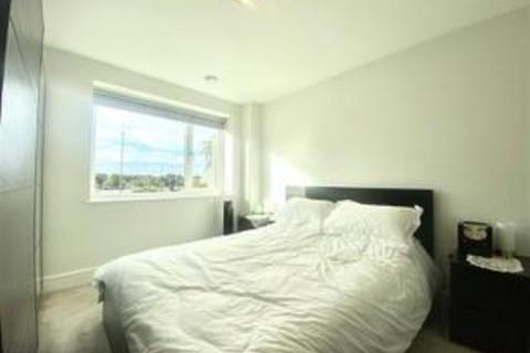 2 bedroom flat for sale - Stanwell,  Staines,  TW19