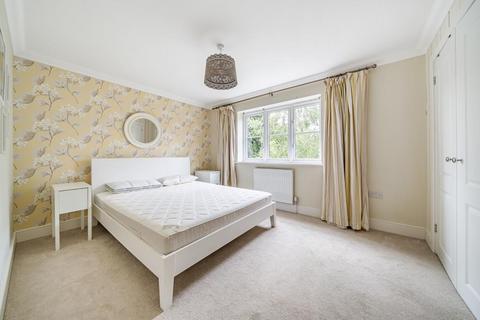 3 bedroom detached house to rent, Woking,  Surrey,  GU22