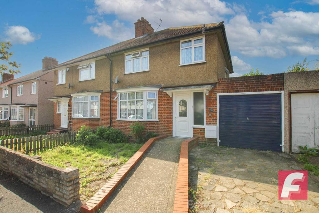 Bushey Mill Crescent, North Watford 3 bed semidetached house for sale