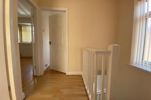 9 Moorside Crescent, Droylsden, Manchester, M43 7HT