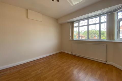 9 Moorside Crescent, Droylsden, Manchester, M43 7HT