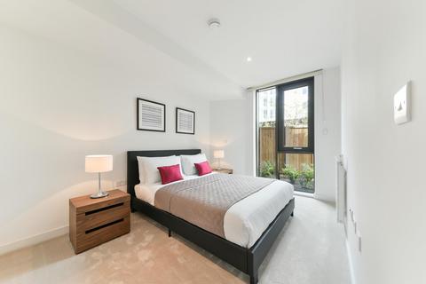 1 bedroom apartment for sale, Summerston House, Royal Wharf, London, E16