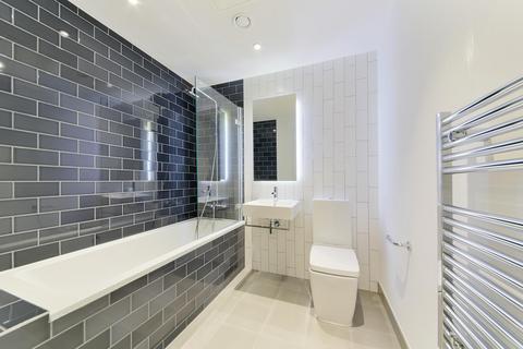 1 bedroom apartment for sale, Summerston House, Royal Wharf, London, E16