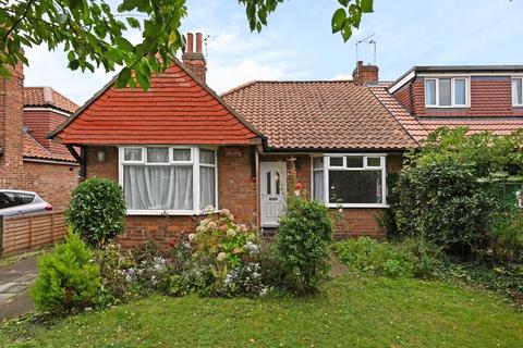 2 bedroom bungalow to rent, Grants Avenue, Fulford, York, YO10