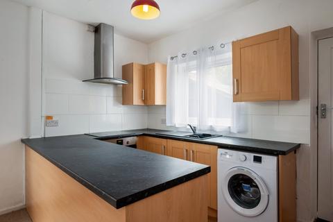 2 bedroom bungalow to rent, Grants Avenue, Fulford, York, YO10